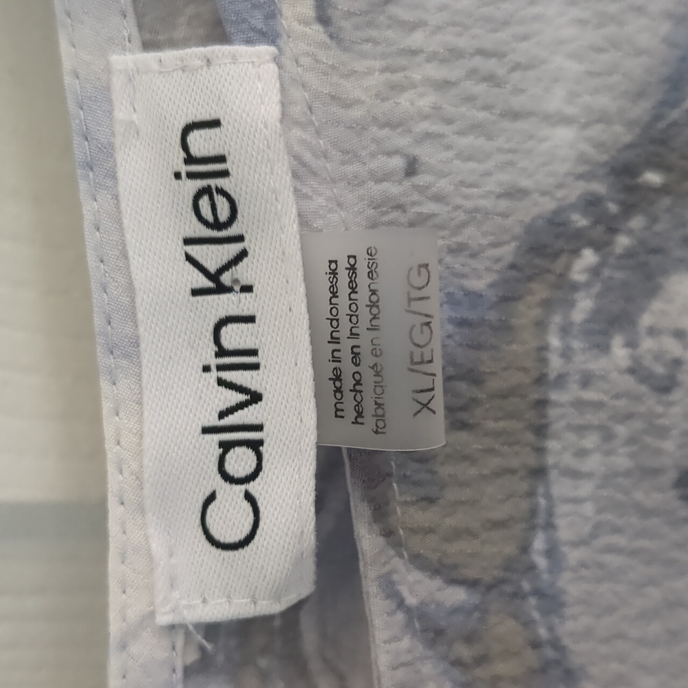 Calvin Klein blouse - Picture 3 of 3